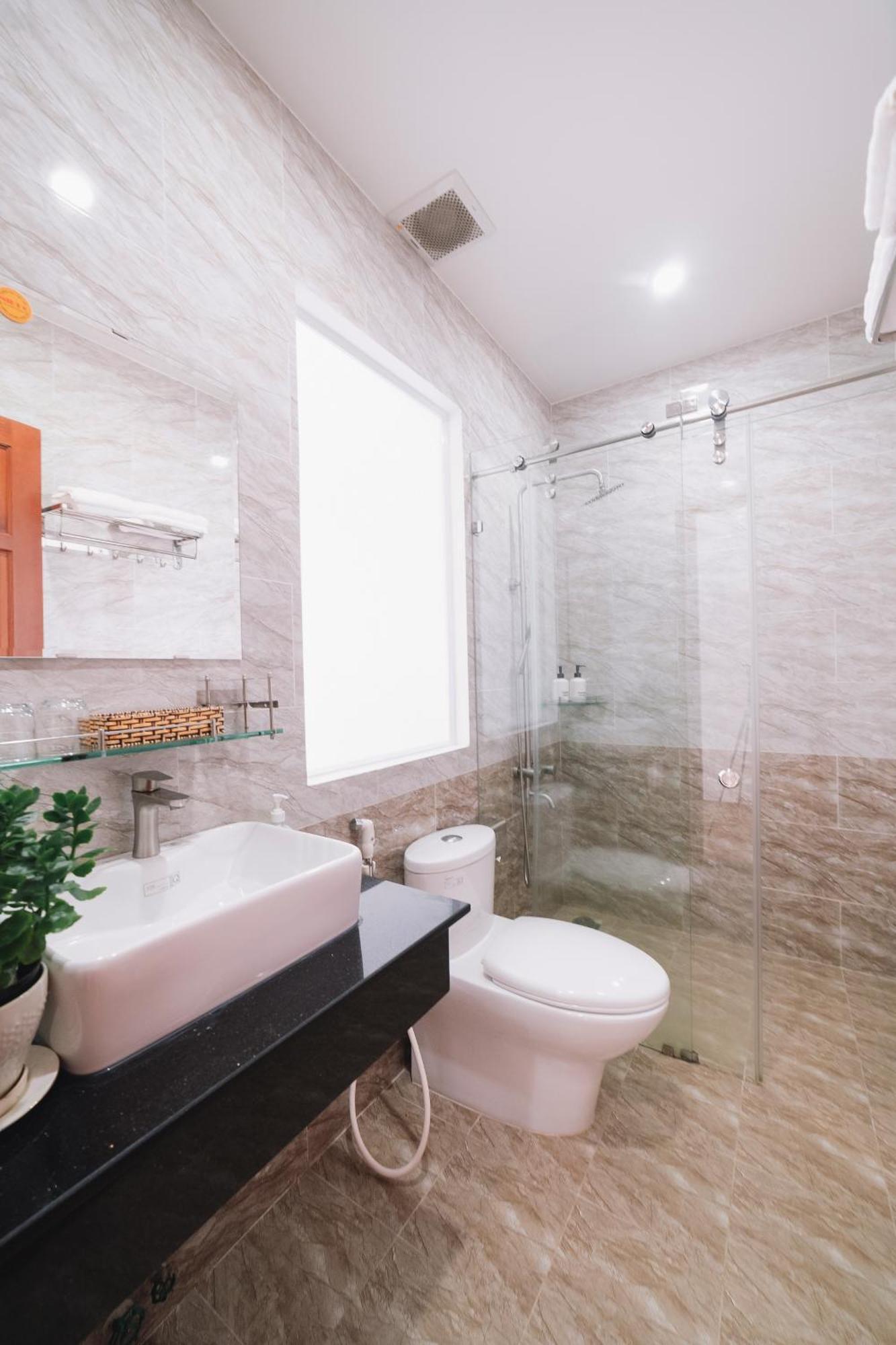 Anh Duc Hotel Da Lat City מראה חיצוני תמונה