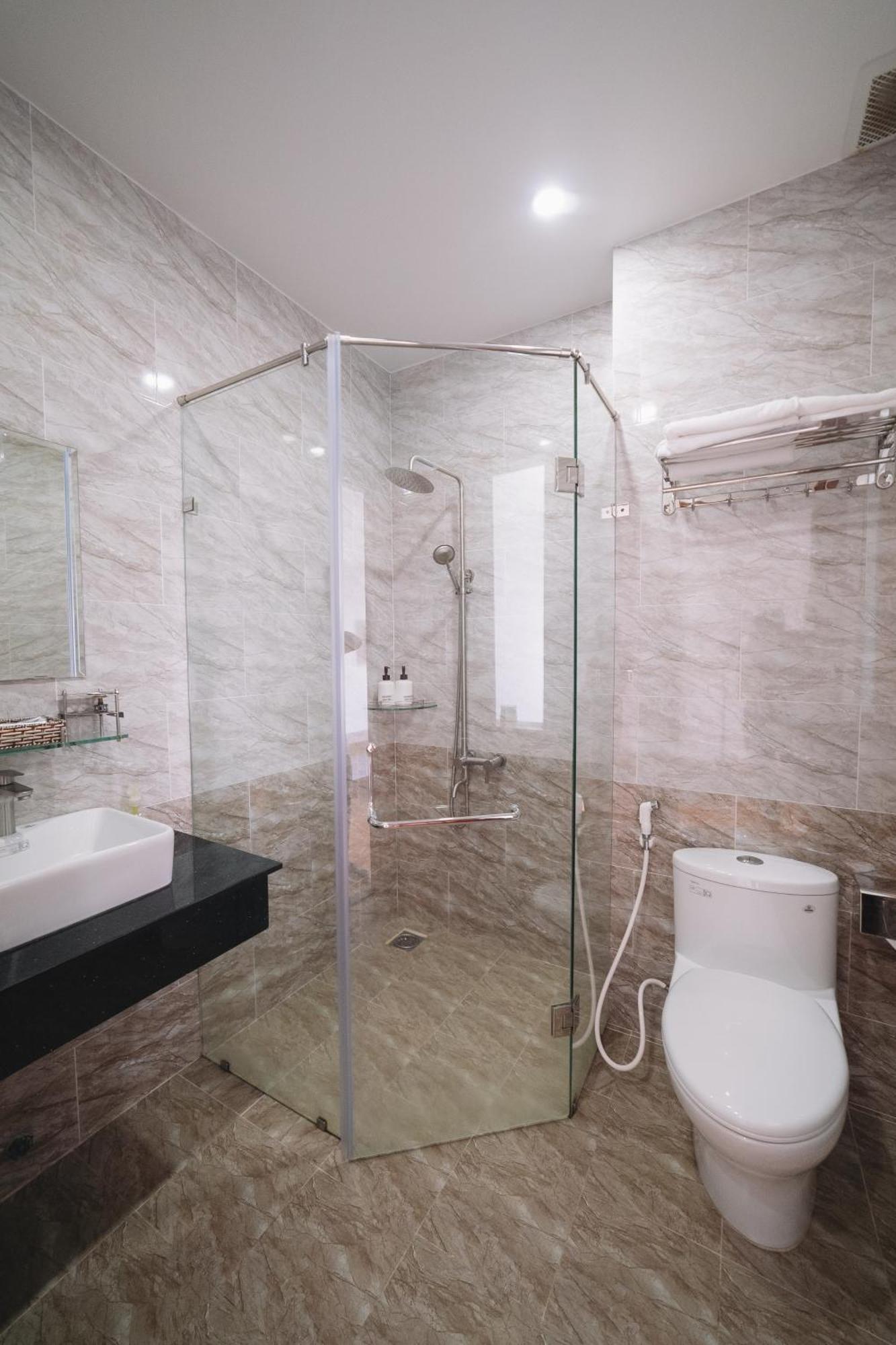 Anh Duc Hotel Da Lat City מראה חיצוני תמונה